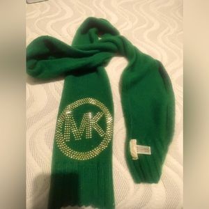 Micheal kors scarf